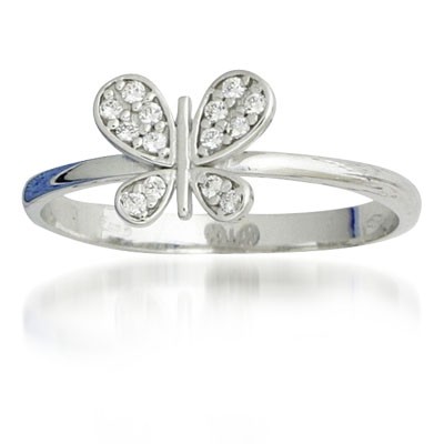  Anillo mariposa, acentuado con zircón en oro blanco de 8 Kil1ates.